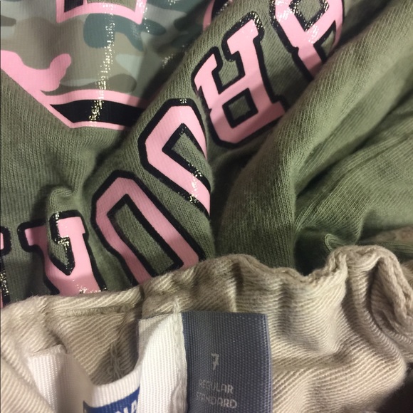 Set - Picture 4 of 4